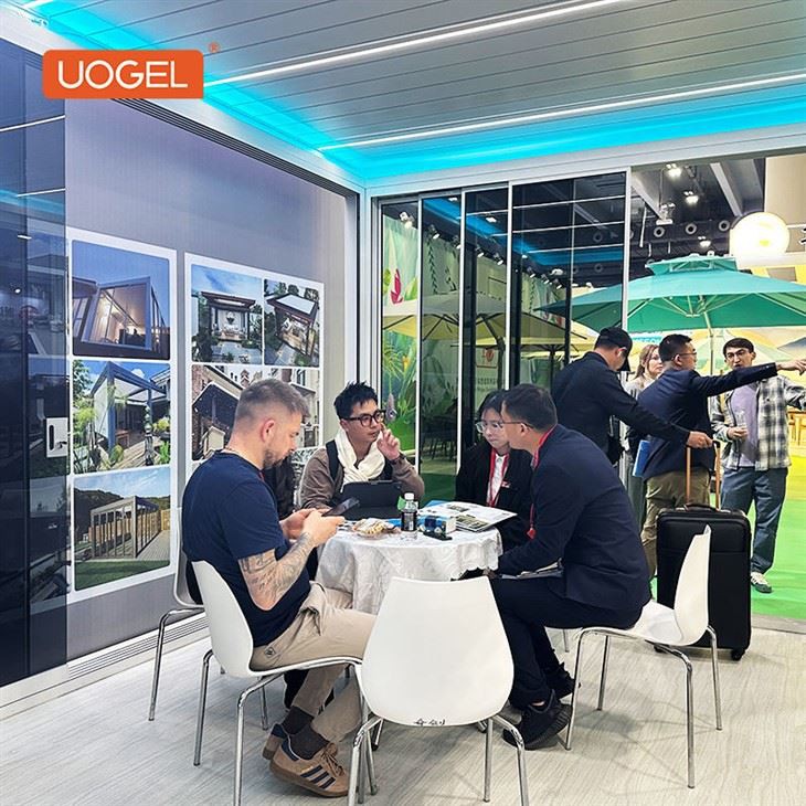 25.10.22-aluminum screened gazebo-3